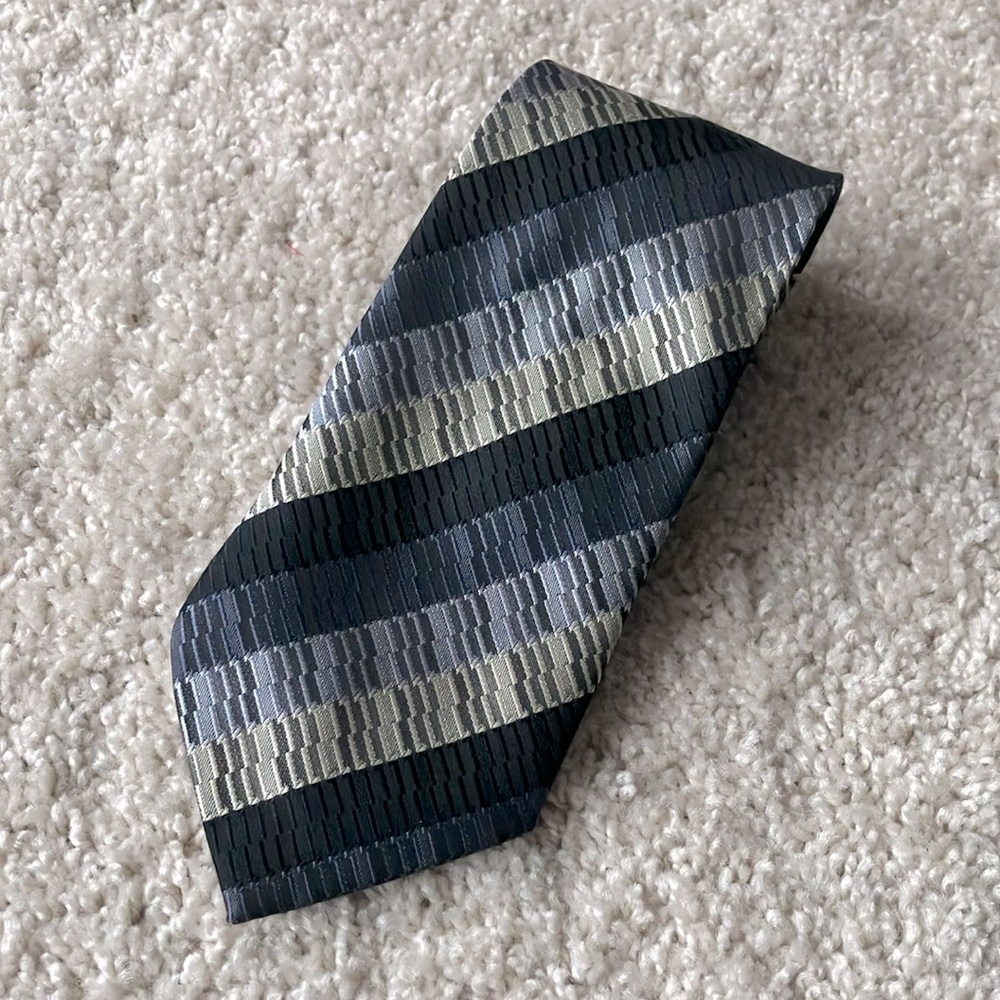 Striped Greyscale Tie